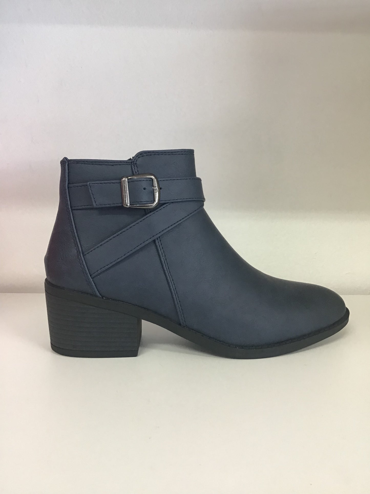 Ladies ankle boots