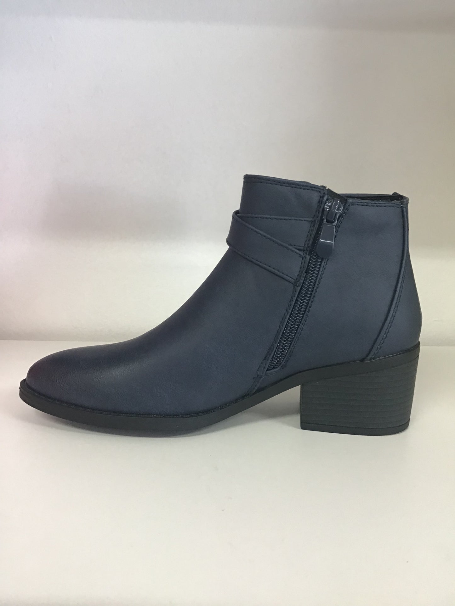 Ladies ankle boots