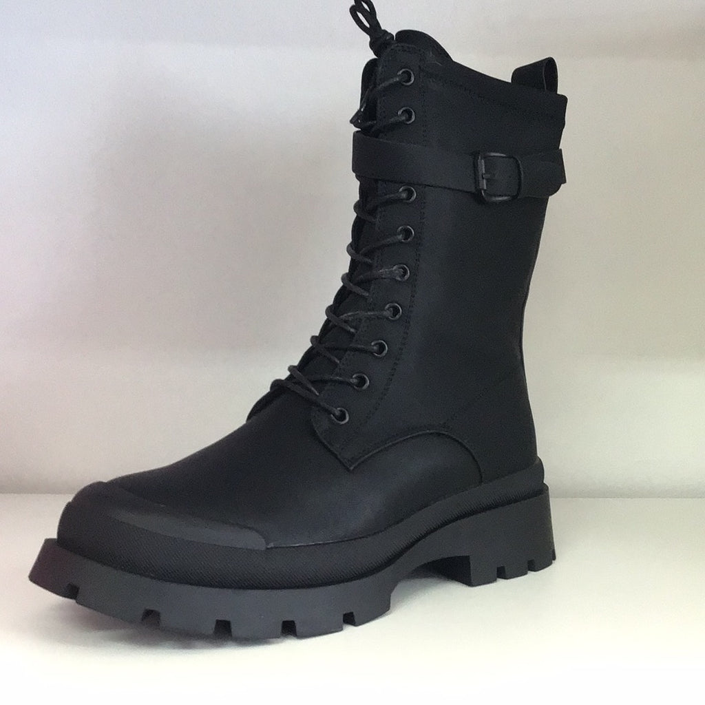 Ladies boots