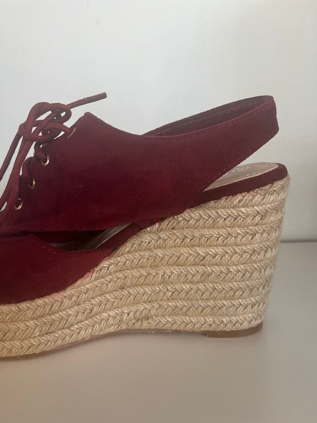 Wine wedge
