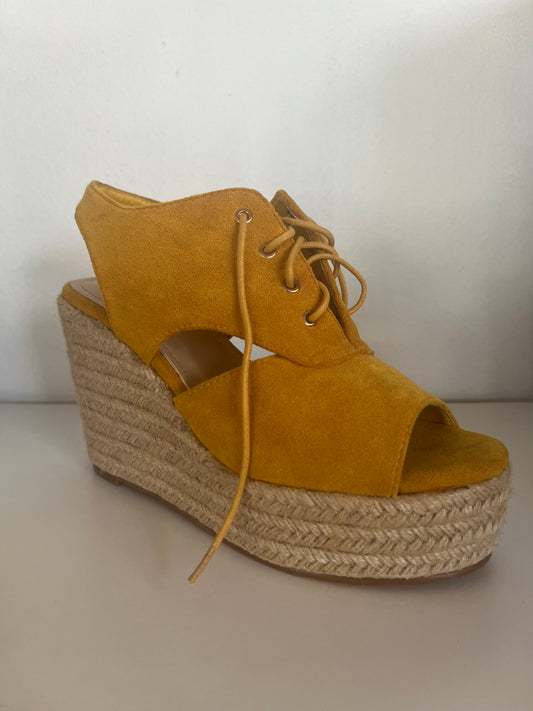 Yellow wedge
