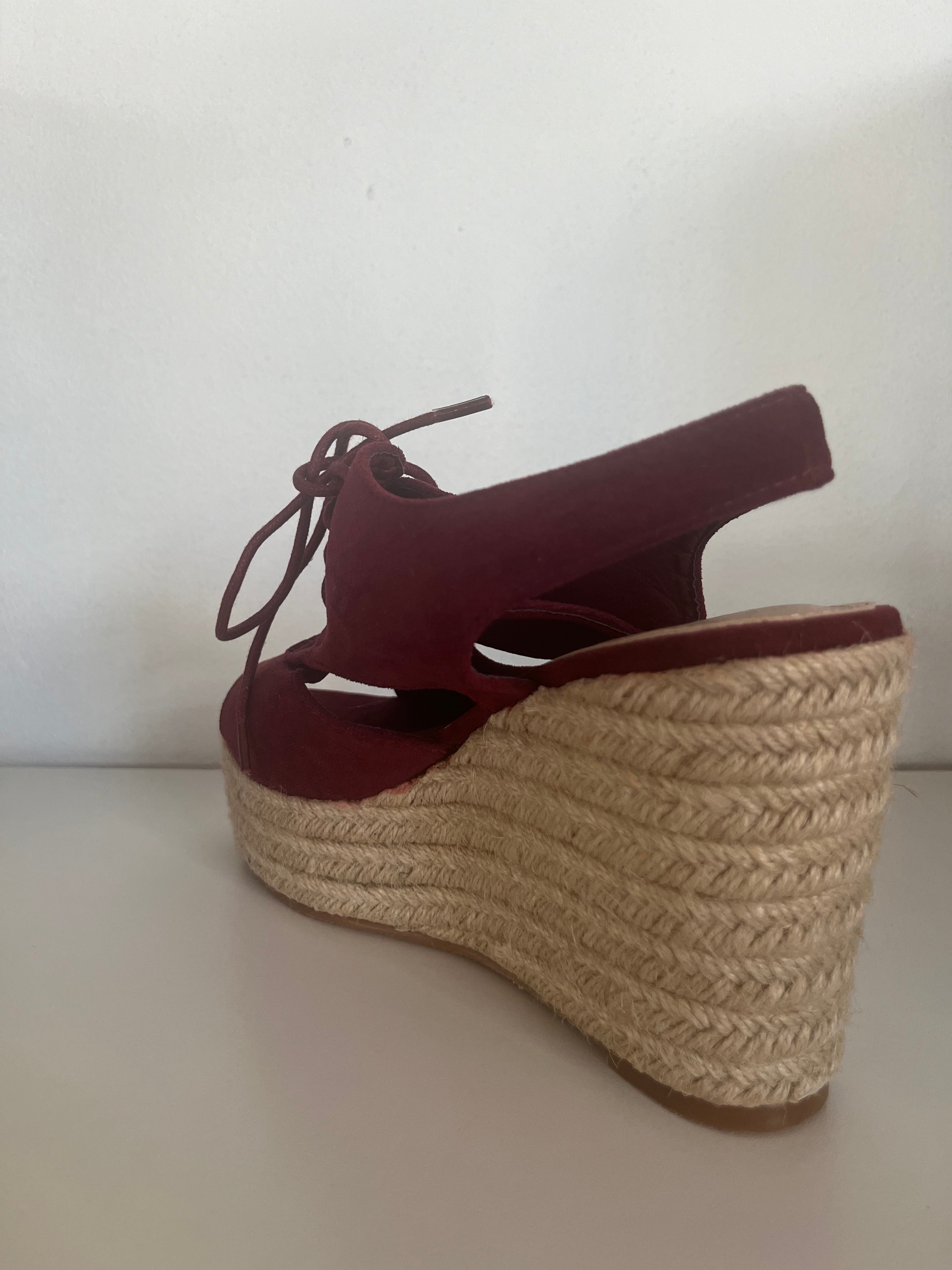 Wine wedge