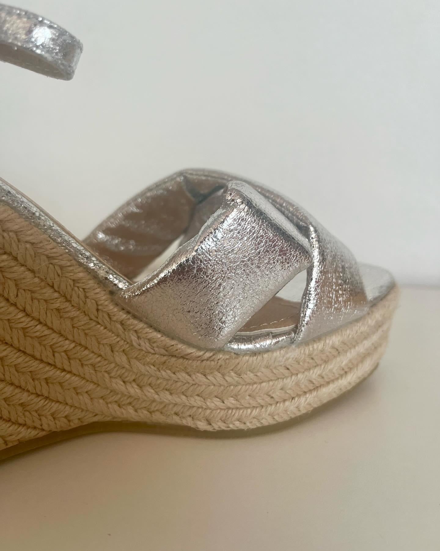 Silver Wedge