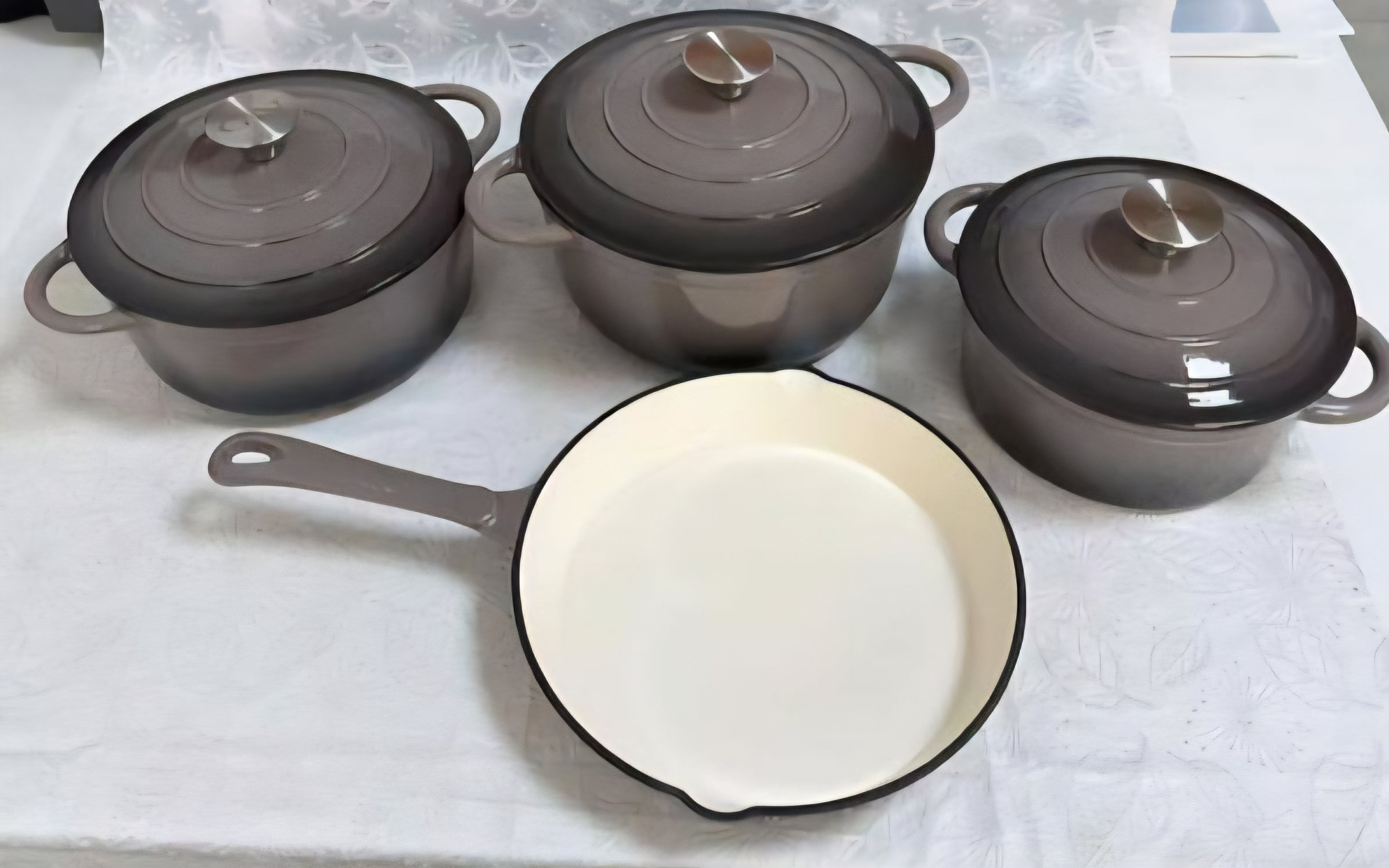 Cast Iron Pot sets
