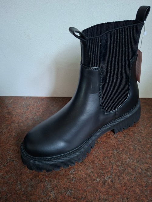Black Chunky Boot