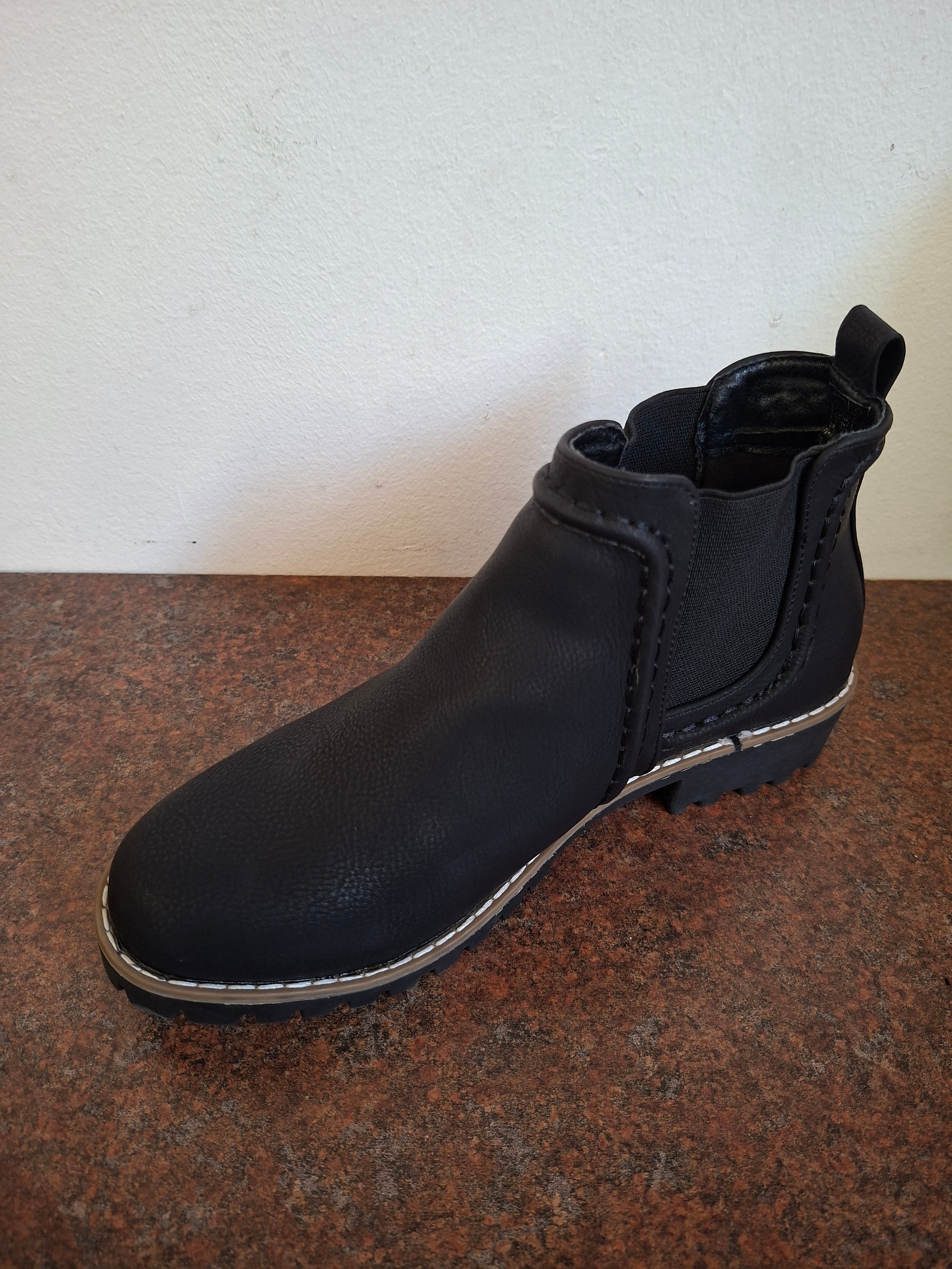 Black Boots