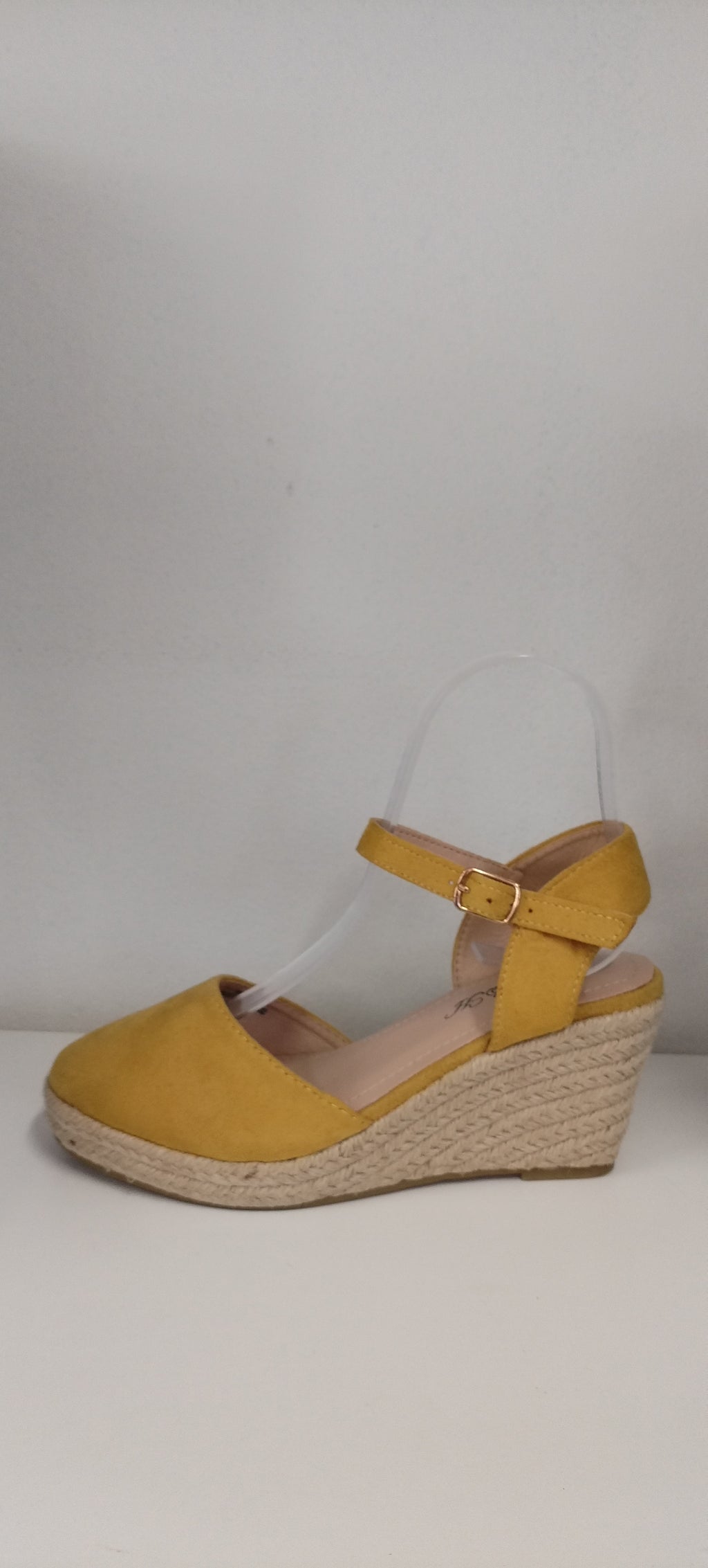 Mustard wedge