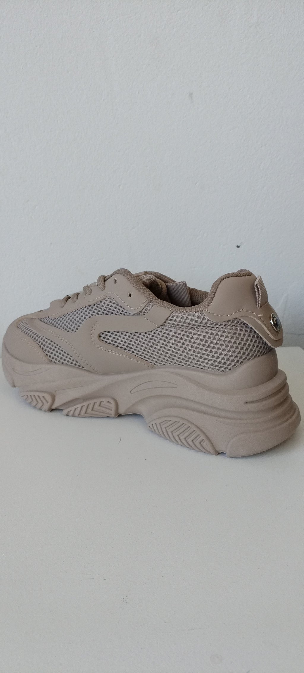 Khaki Cream Tekkies