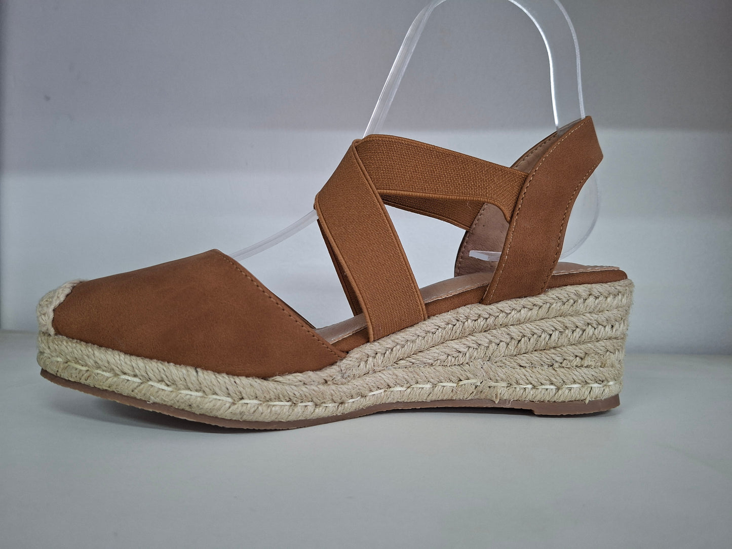 Tan Wedge with supports sandal