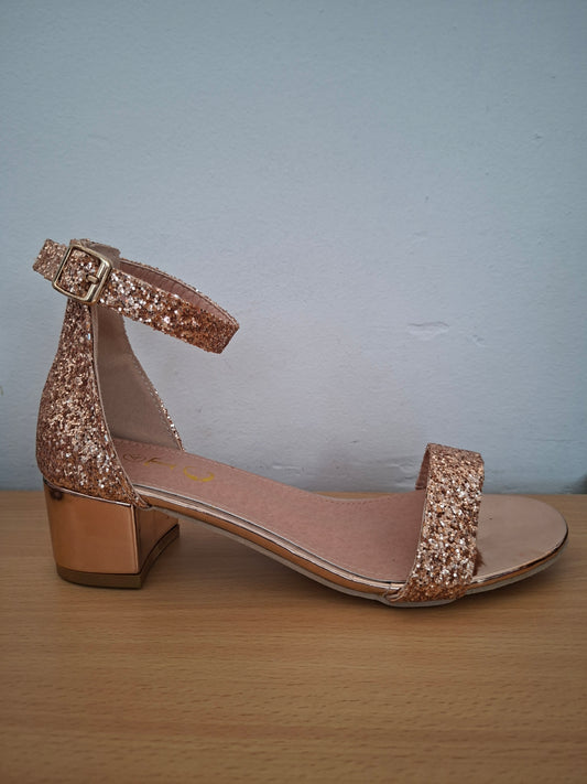 Rosegold flat shoe